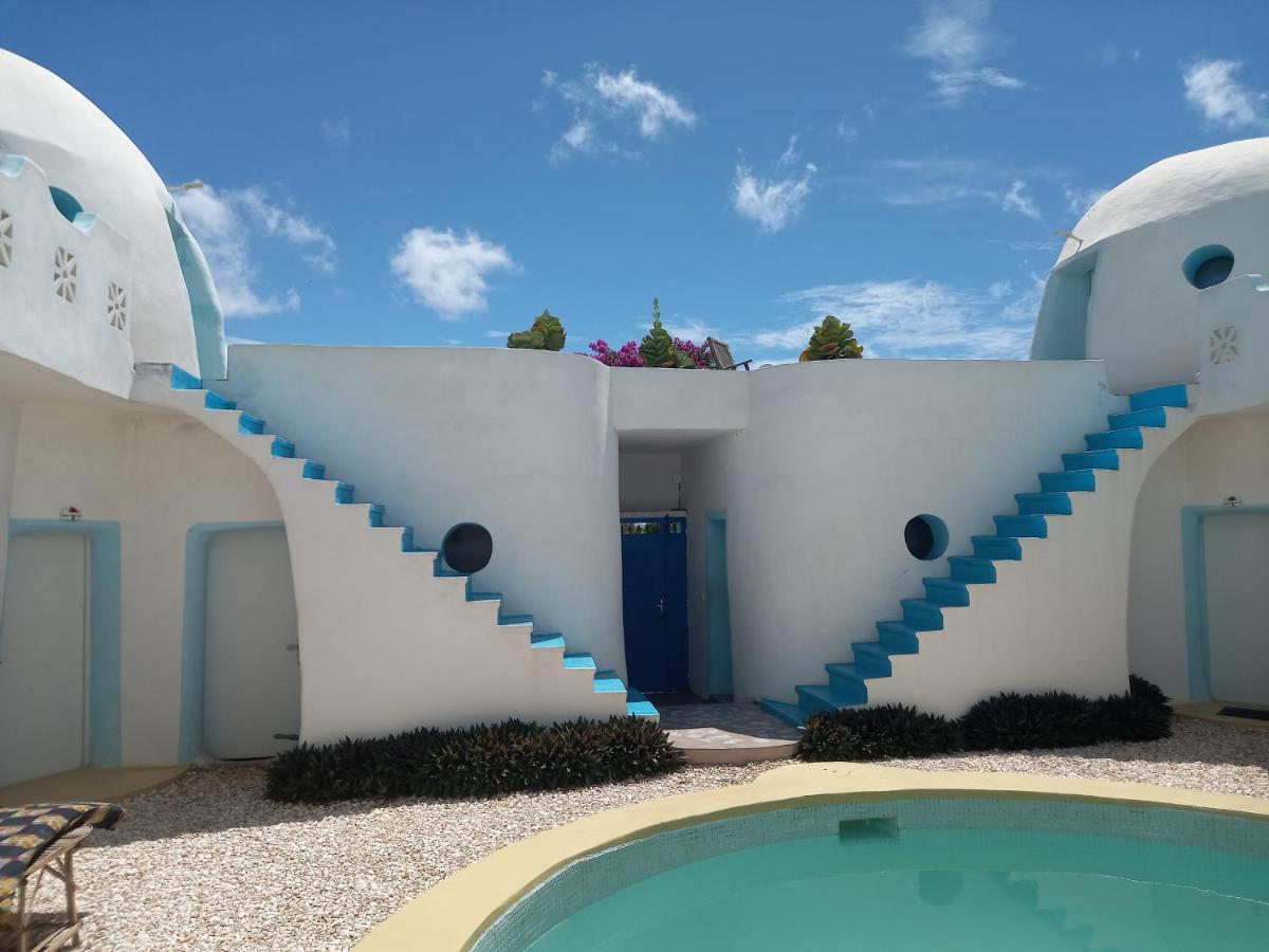 La Maison Blanche Deni Biram Ndao Bagian luar foto