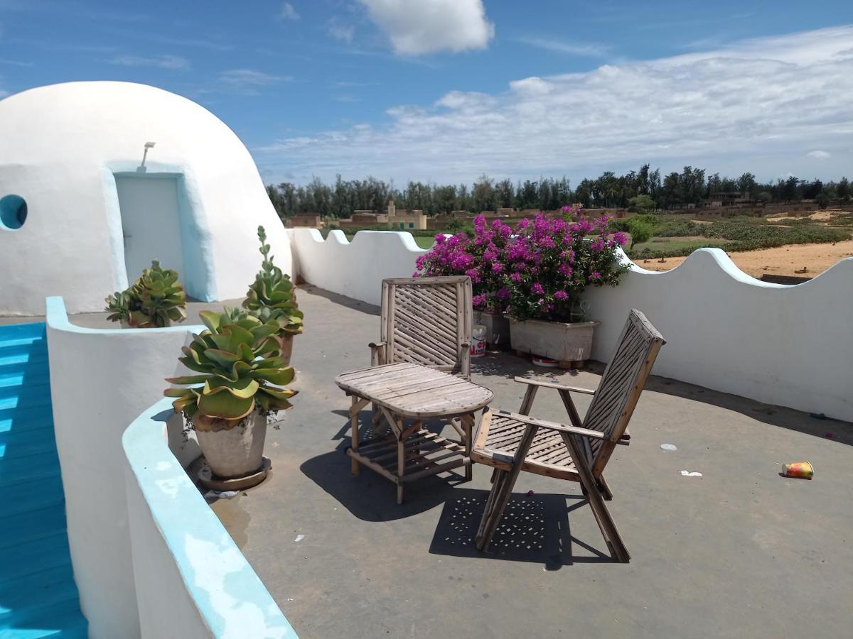 La Maison Blanche Deni Biram Ndao Bagian luar foto