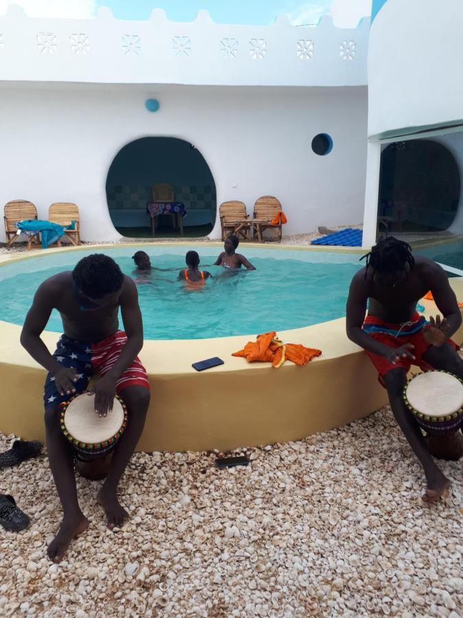 La Maison Blanche Deni Biram Ndao Bagian luar foto